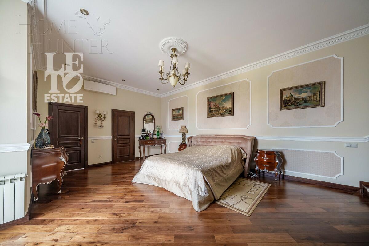 2-этажный коттедж 848 м² без отделки