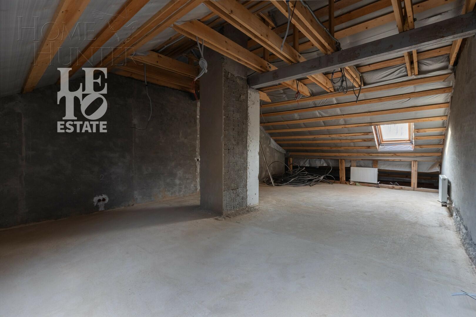 3-этажный коттедж 950 м² без отделки