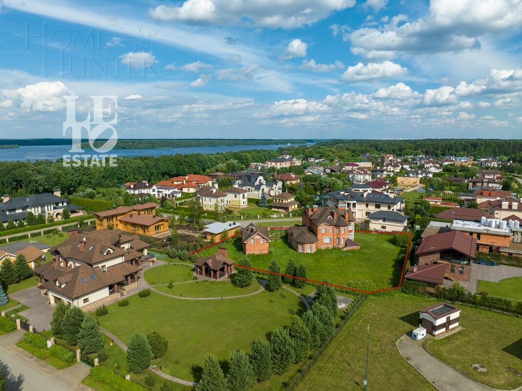 2-этажный коттедж 785 м² без отделки