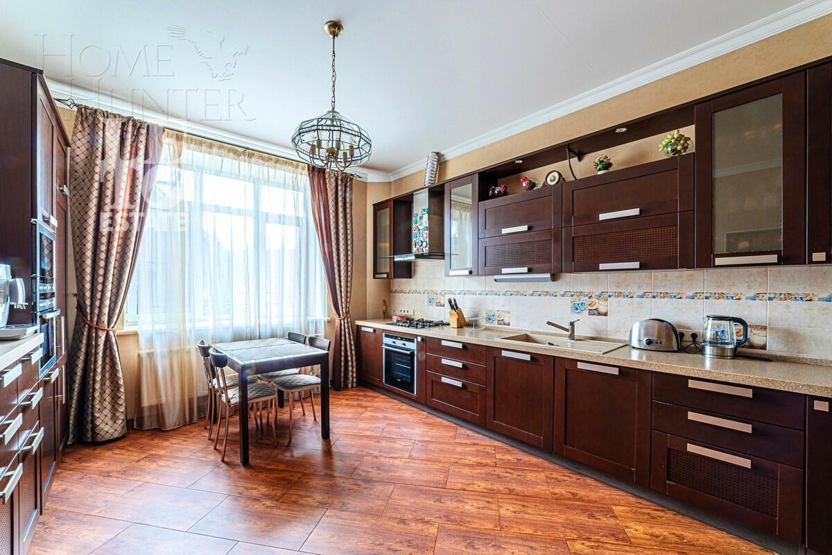 2-этажный коттедж 368.5 м² с отделкой