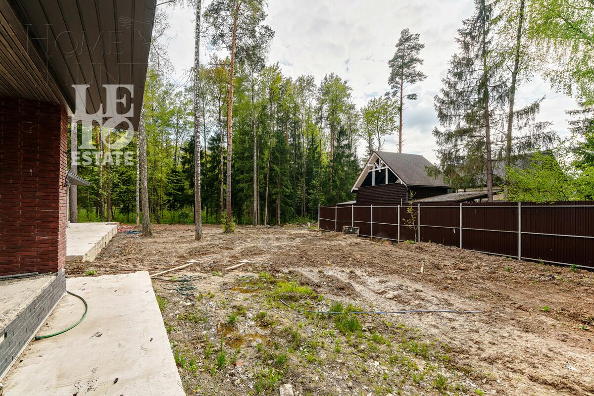 2-этажный коттедж 460 м² без отделки