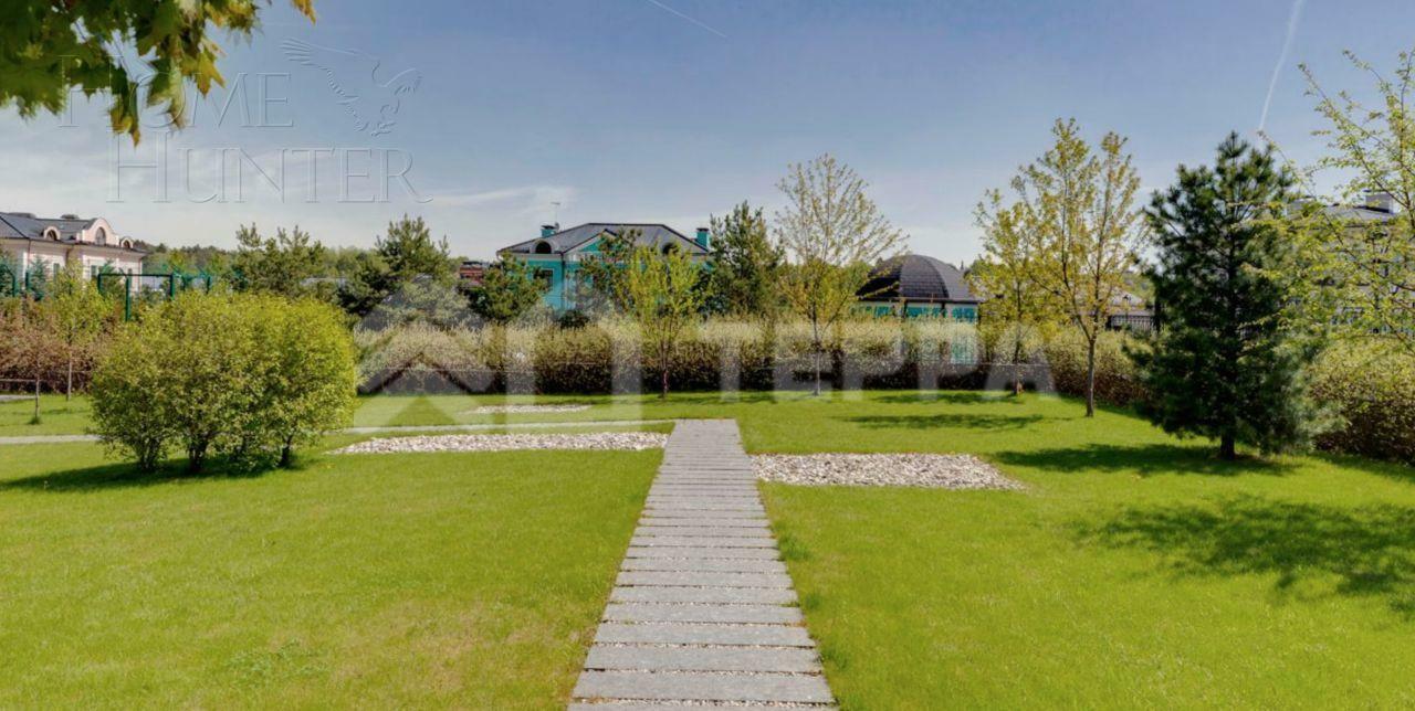 3-этажный коттедж 1 185 м² с отделкой