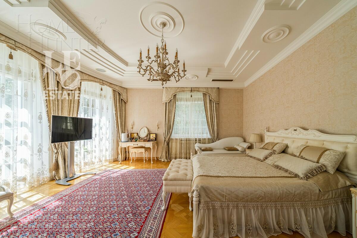 2-этажный коттедж 1 500 м² с отделкой
