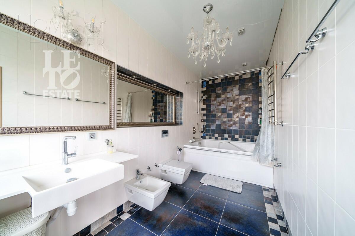 2-этажный коттедж 466 м² с отделкой