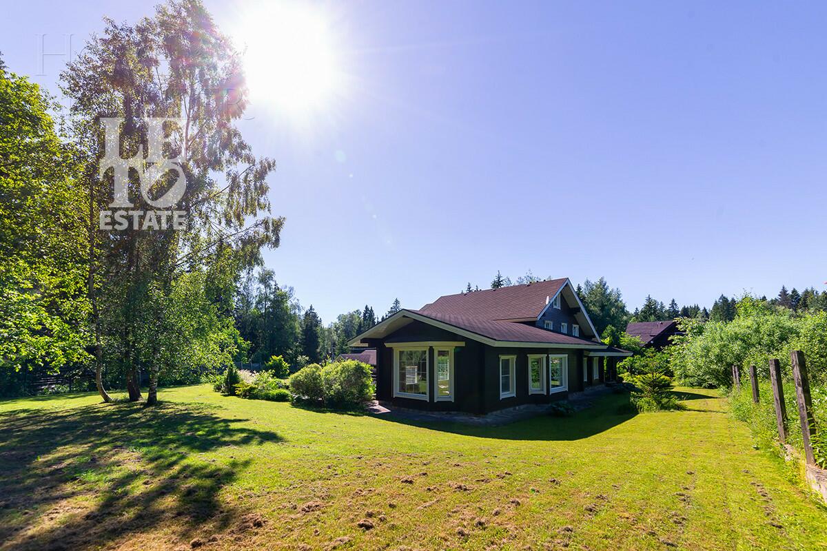 2-этажный коттедж 350 м² с отделкой