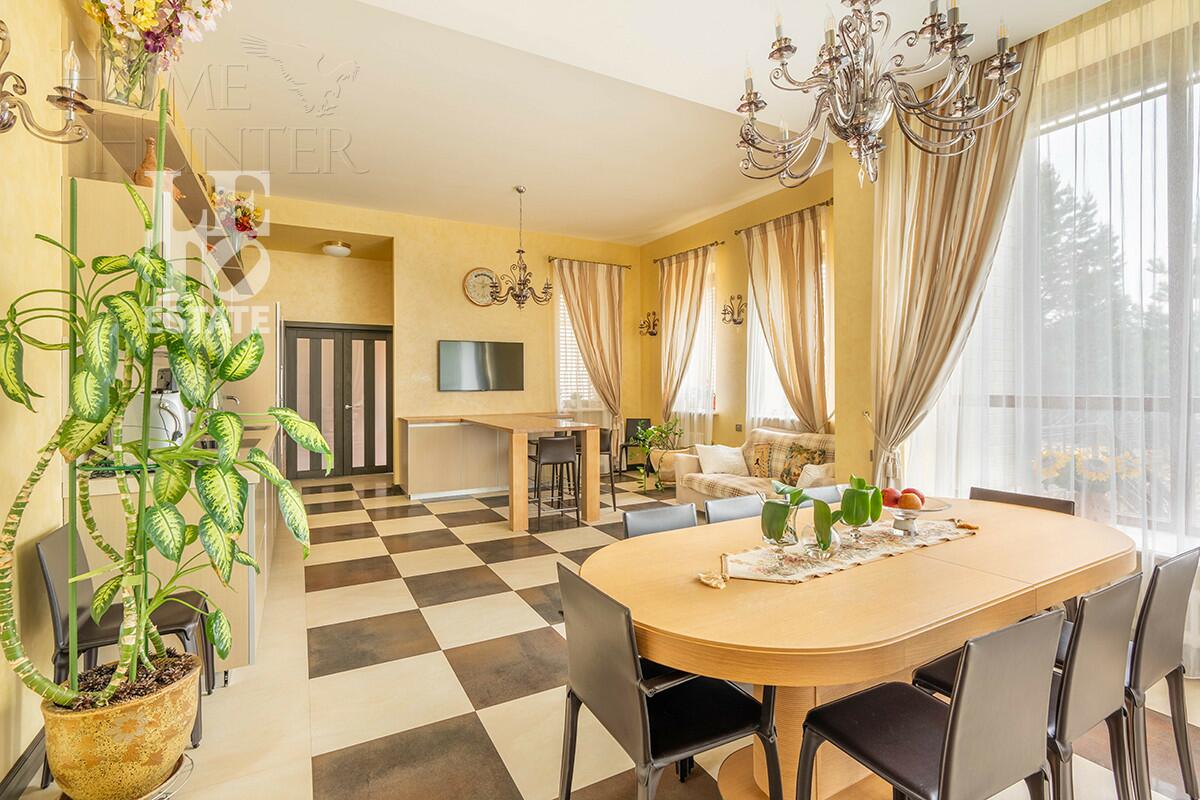 2-этажный коттедж 841 м² с отделкой