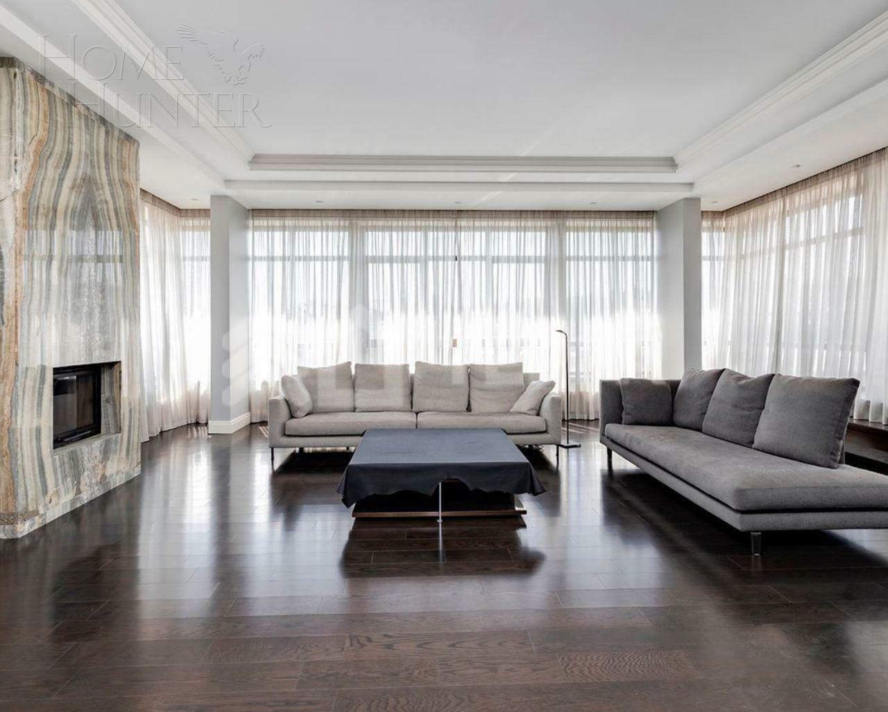 3-этажный коттедж 1 185 м² с отделкой