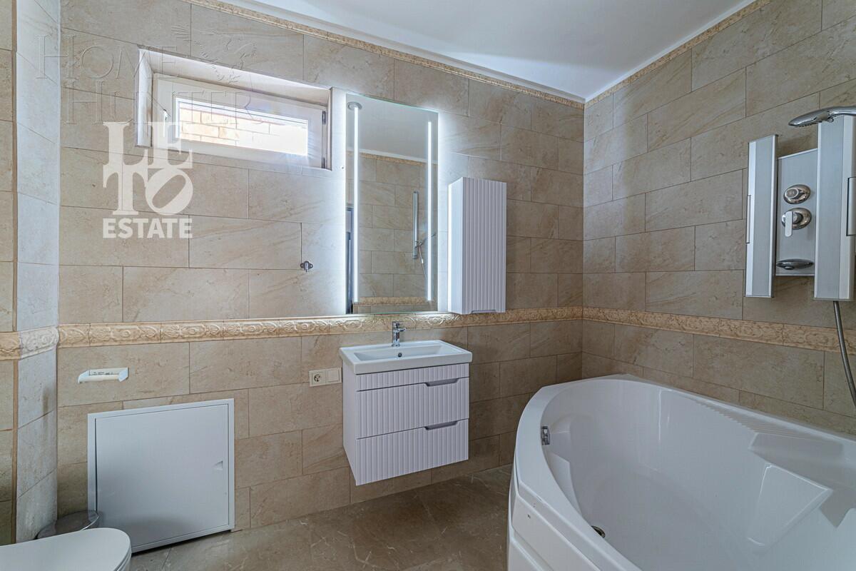 2-этажный коттедж 600 м² с отделкой