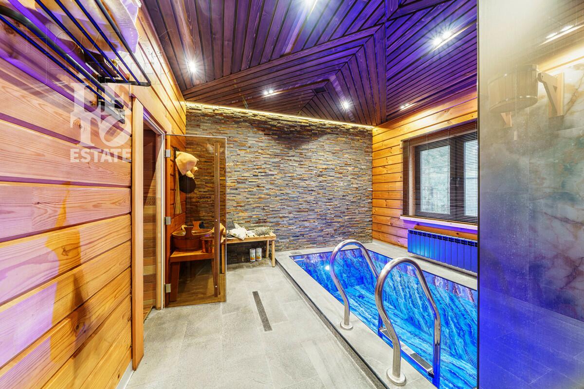 2-этажный коттедж 703 м² без отделки