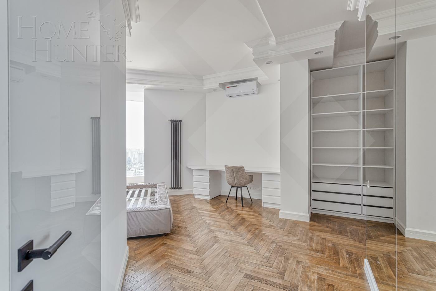 5-КОМН. ПЕНТХАУС С ОТДЕЛКОЙ 190 М² НА 33 ЭТАЖЕ