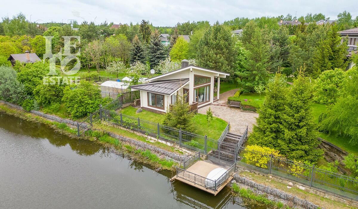 2-этажный коттедж 841 м² с отделкой