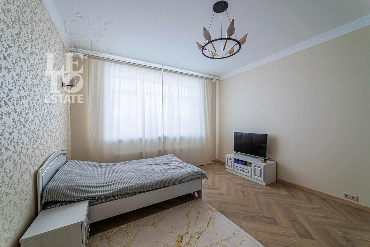 2-этажный коттедж 710 м² с отделкой