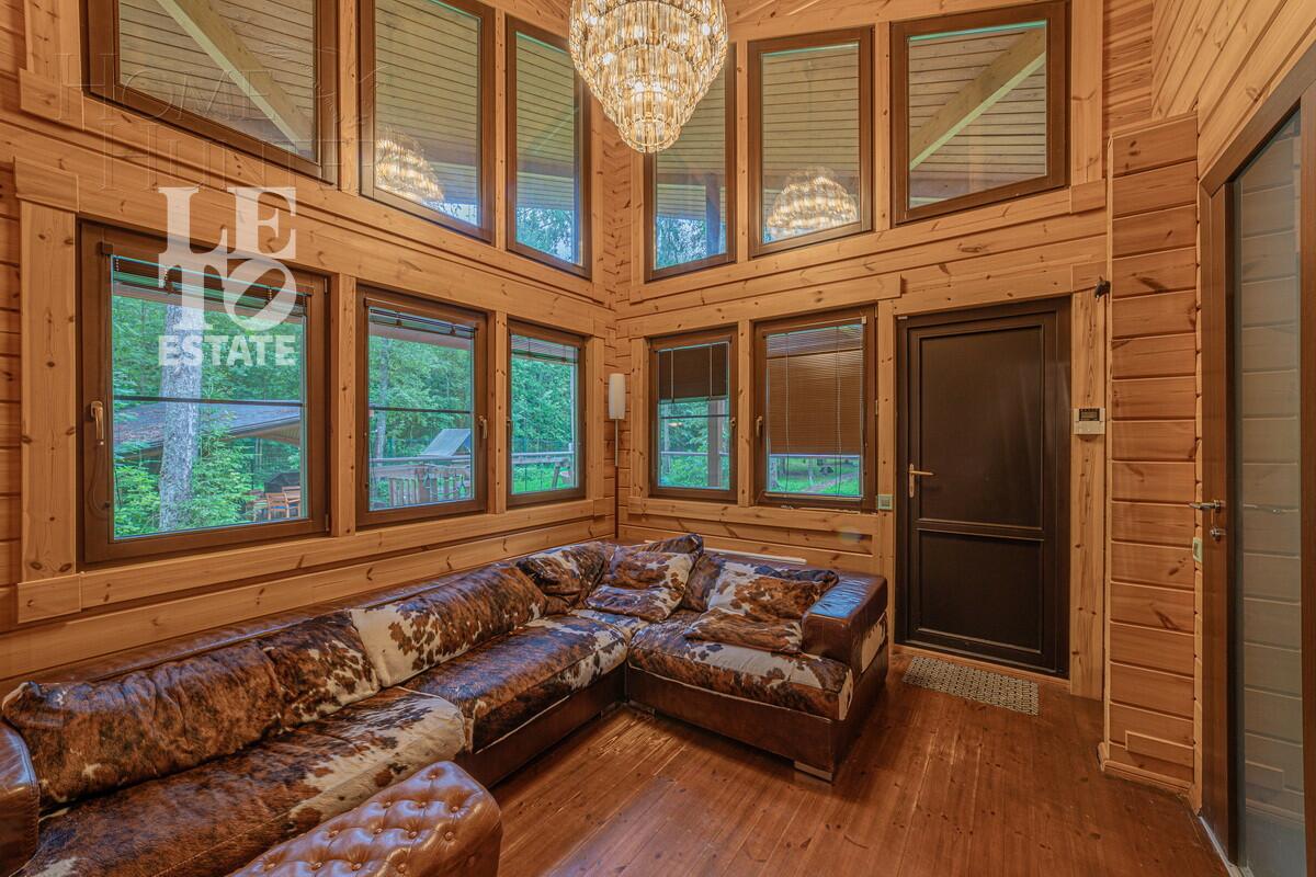 2-этажный коттедж 360 м² с отделкой