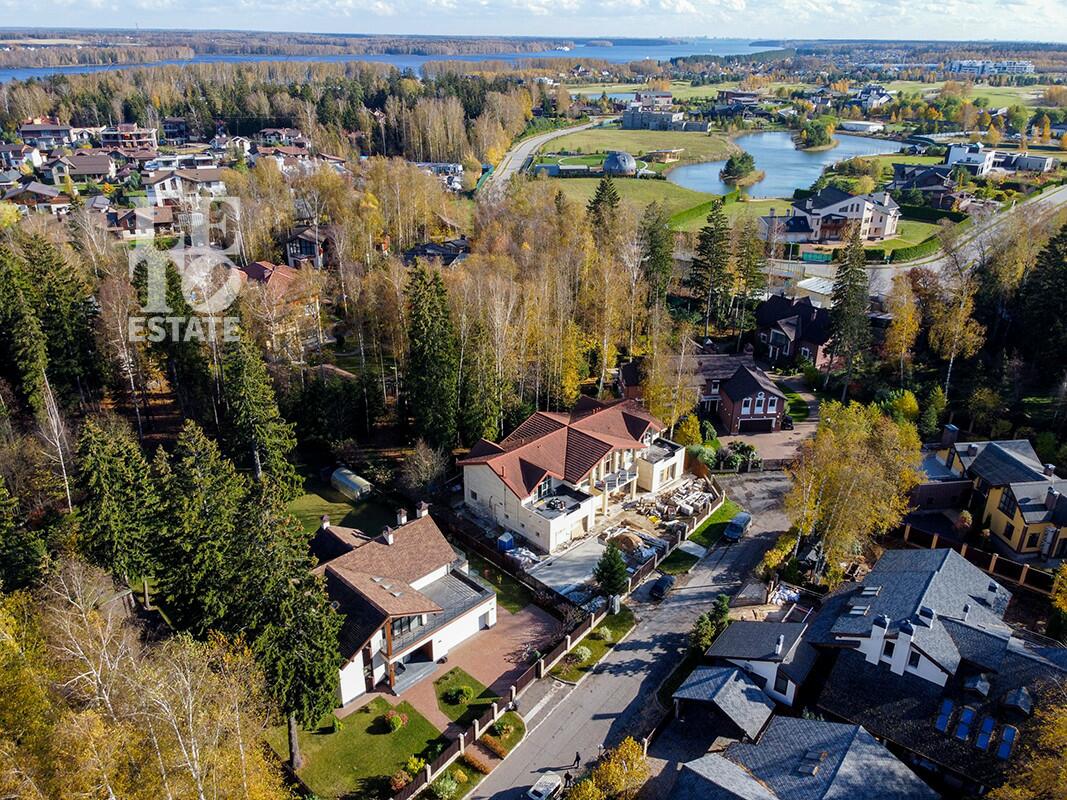 2-этажный коттедж 313 м² с отделкой