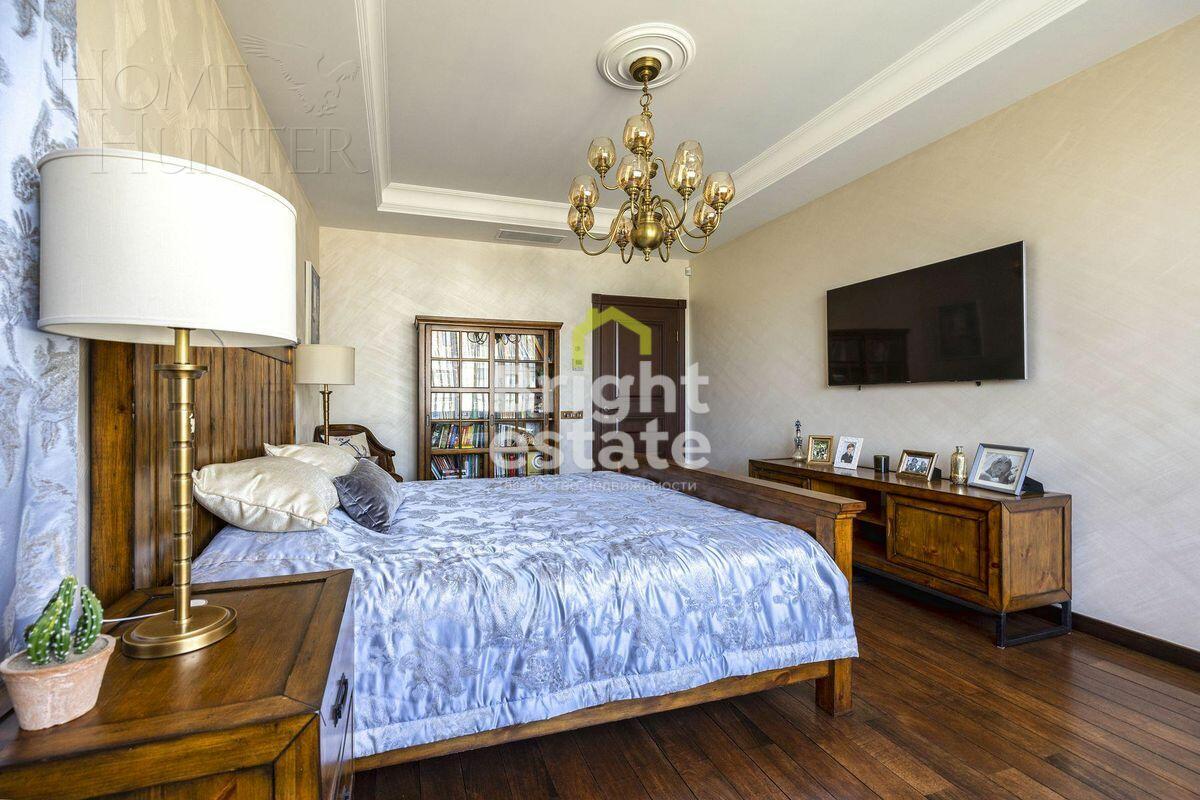 3-этажный таунхаус 270 м² с отделкой