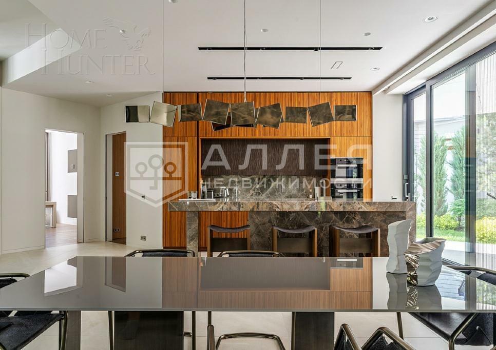 КОТТЕДЖ 620 м² с отделкой