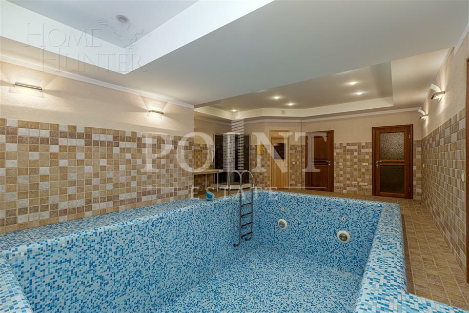 2-этажный коттедж 640 м² с отделкой