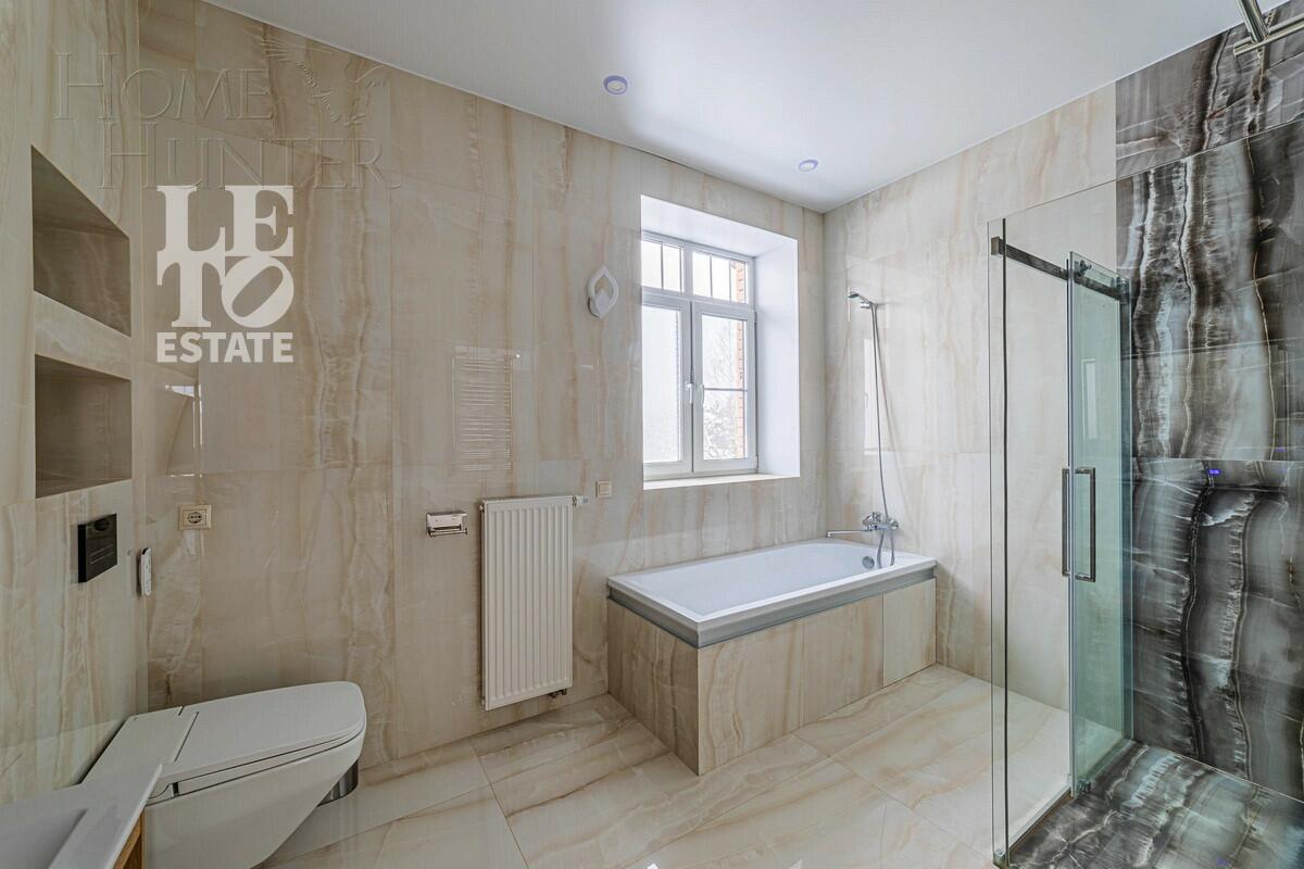 2-этажный коттедж 710 м² с отделкой