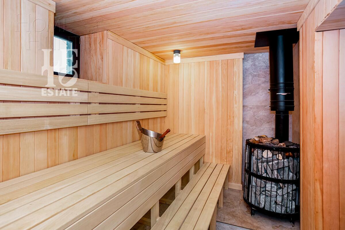 2-этажный коттедж 302 м² с отделкой