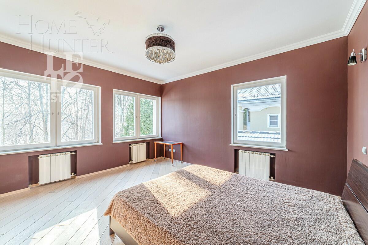 2-этажный коттедж 600 м² с отделкой