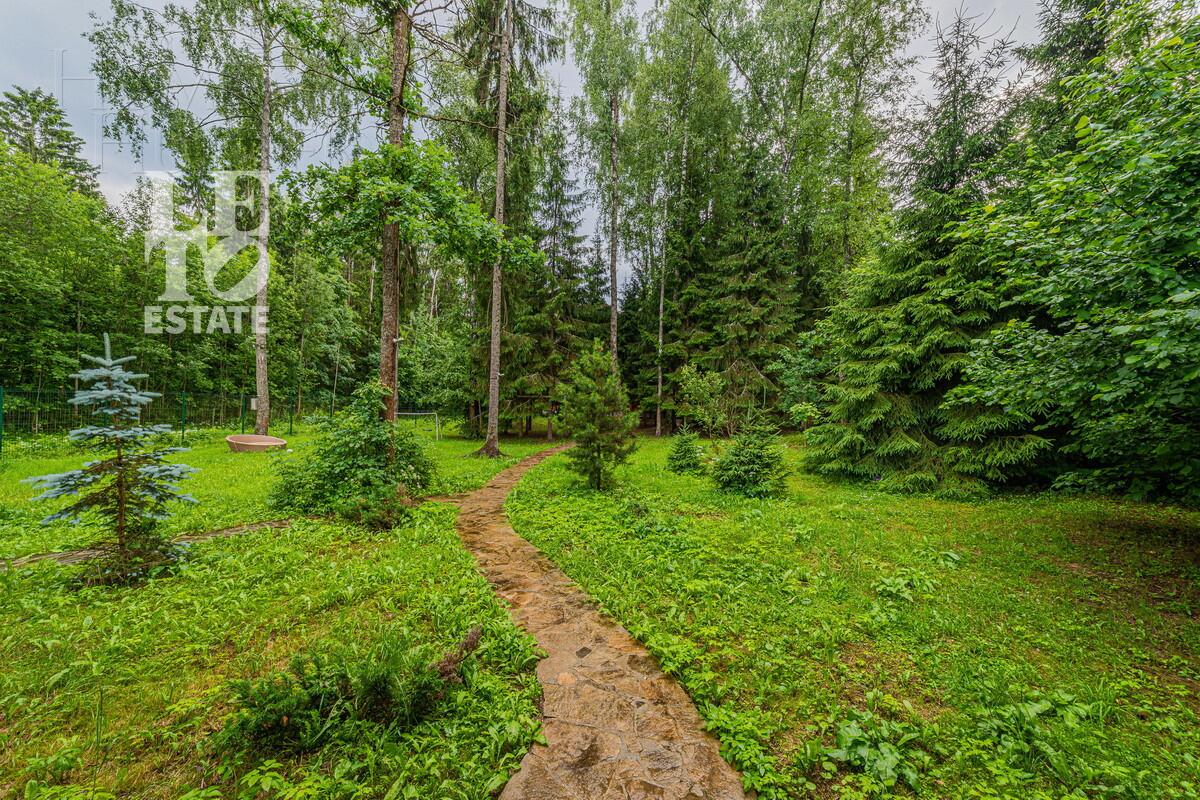 2-этажный коттедж 360 м² с отделкой