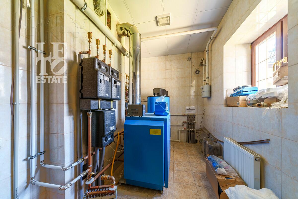 2-этажный коттедж 1 000 м² с отделкой