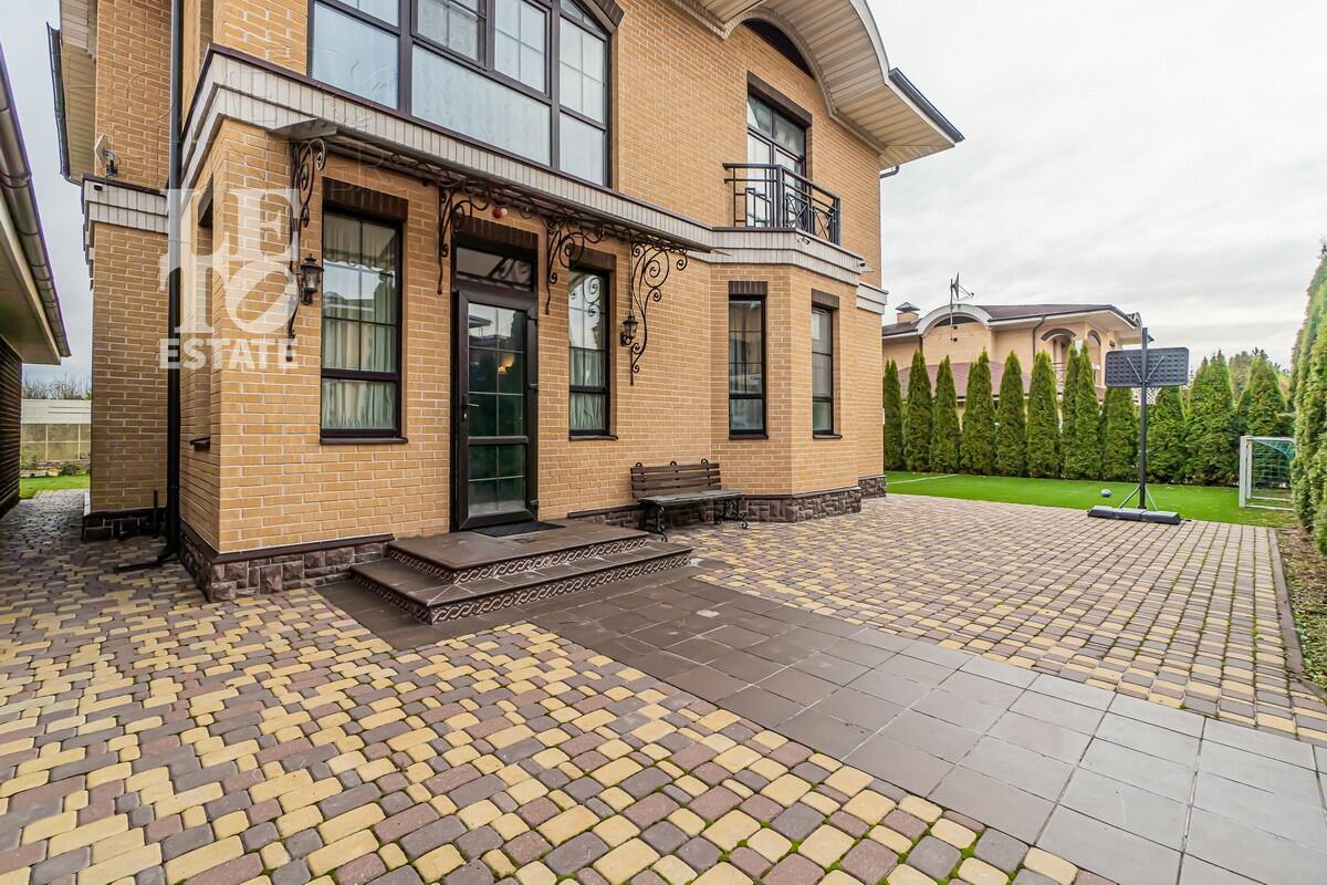 2-этажный коттедж 526 м² с отделкой