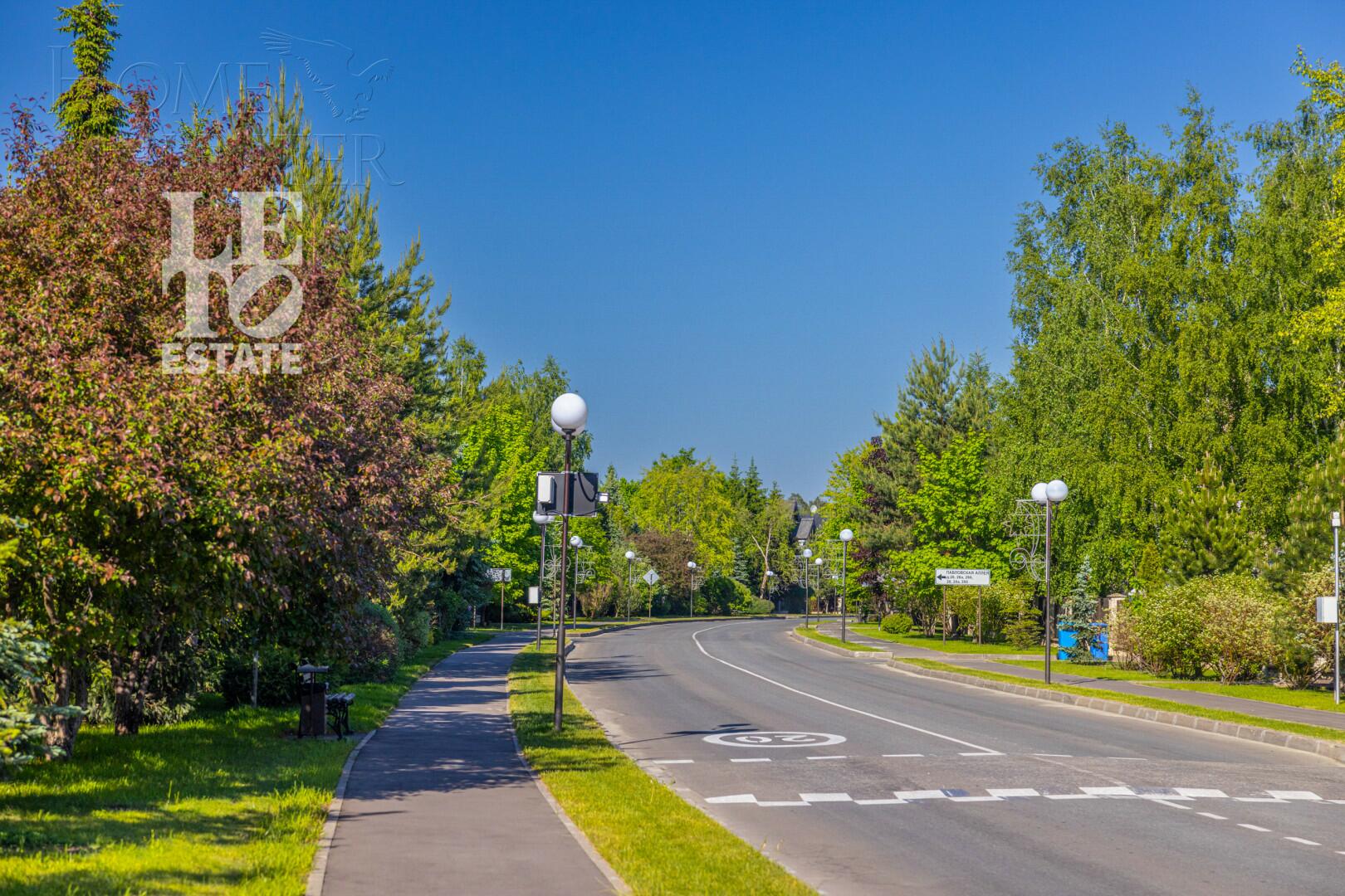 2-этажный коттедж 1 700 м² с отделкой