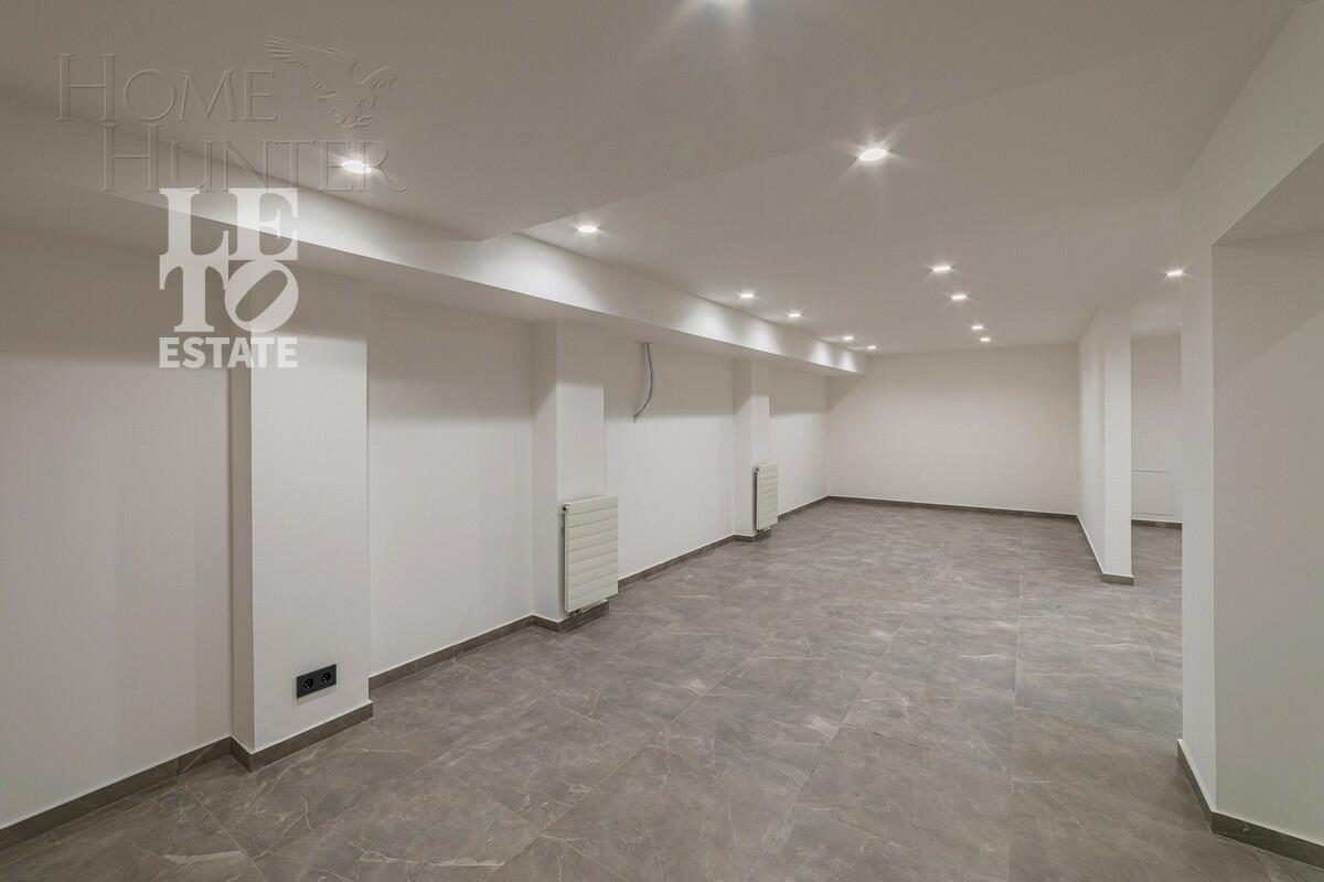 2-этажный коттедж 693 м² с отделкой