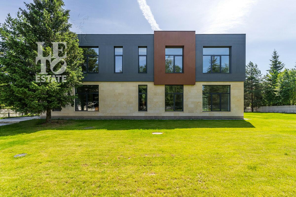 2-этажный коттедж 747 м² с отделкой