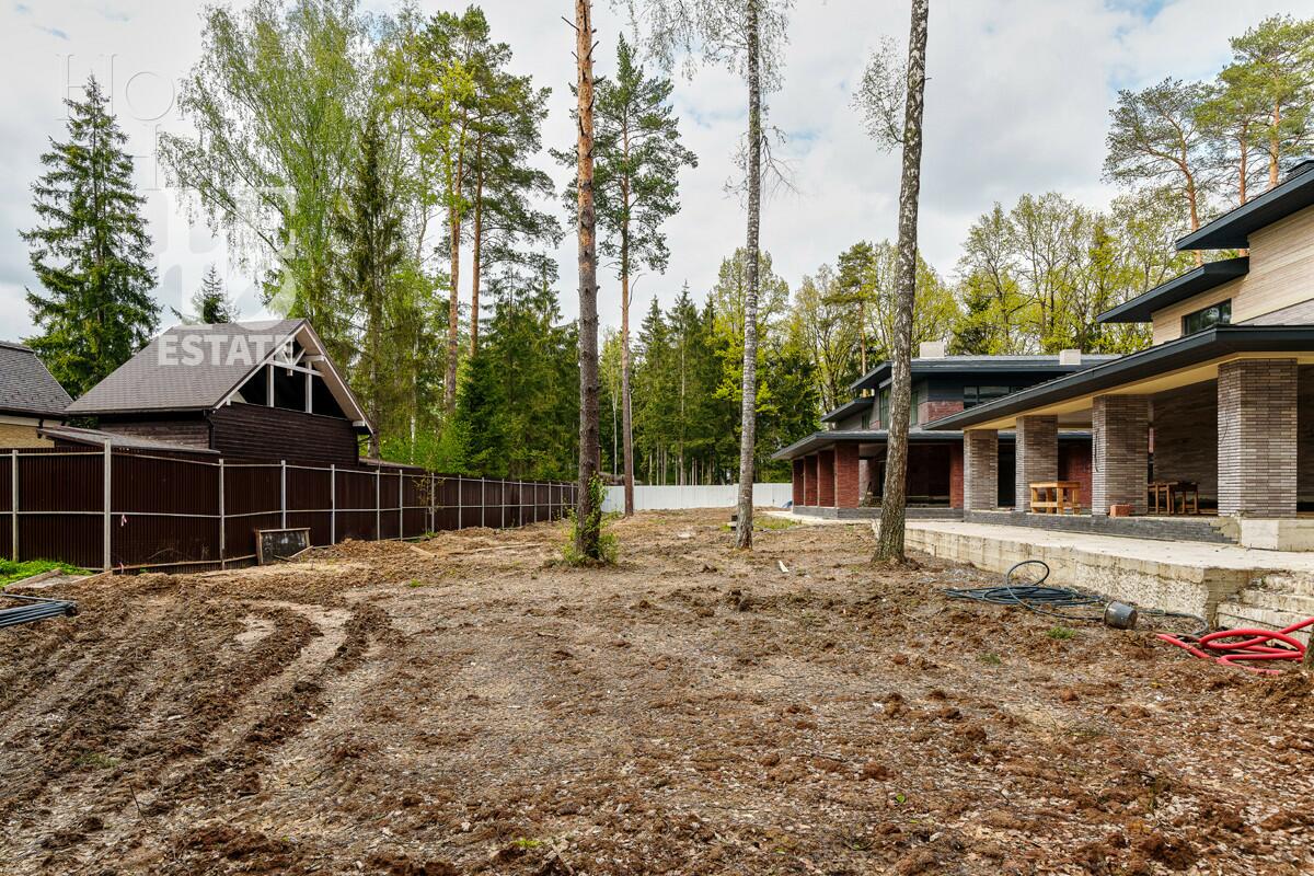 2-этажный коттедж 460 м² без отделки