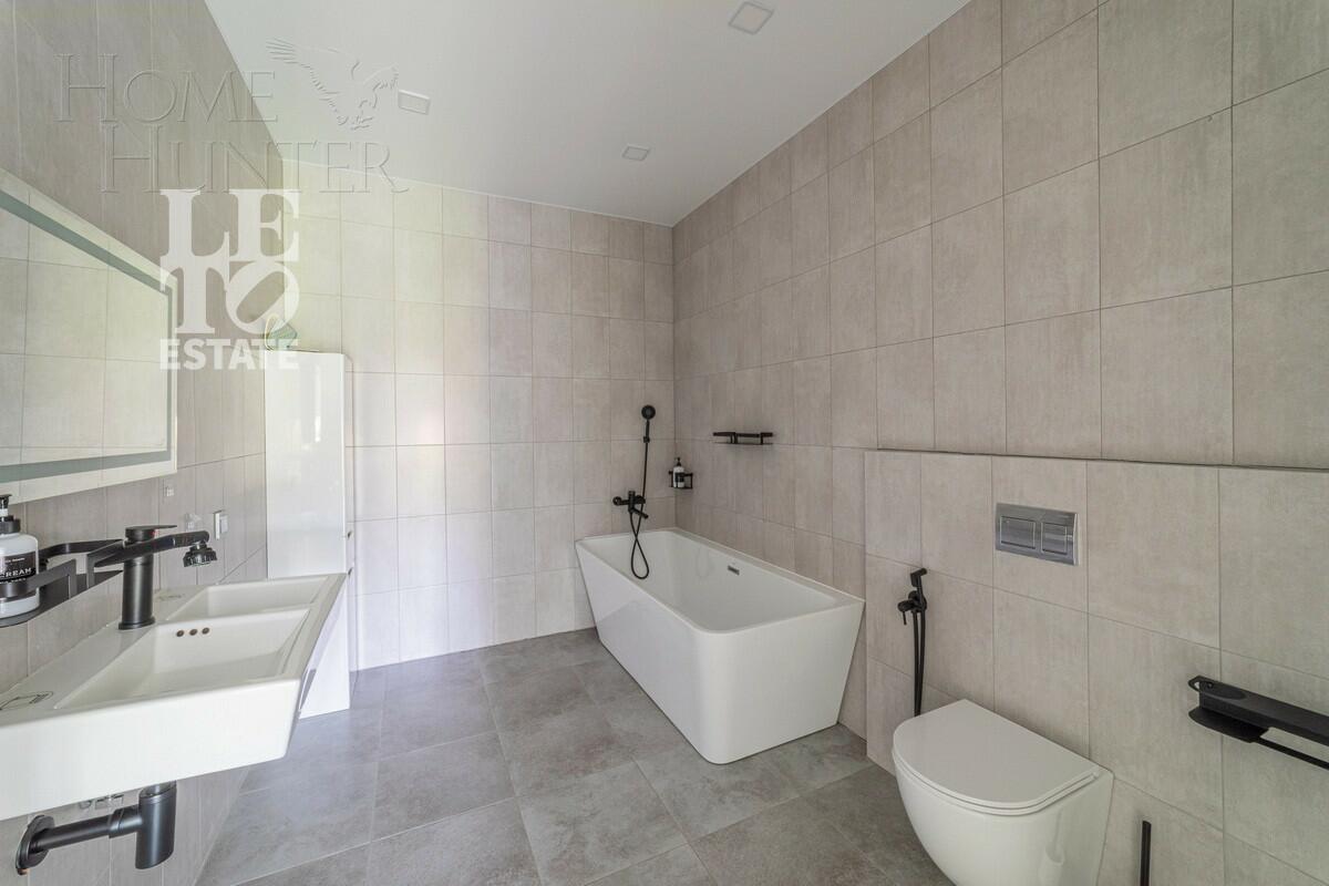 2-этажный коттедж 257 м² с отделкой