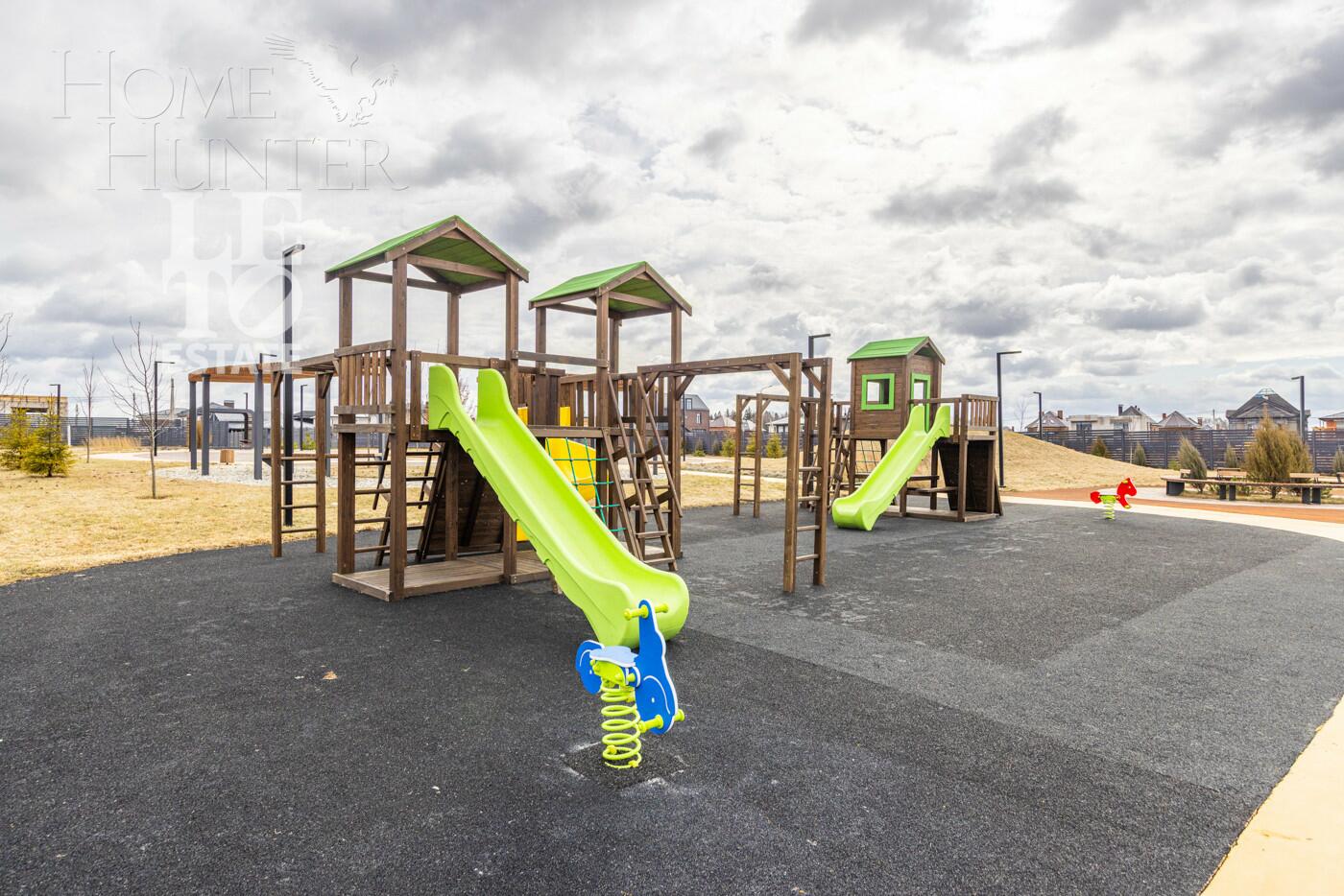 2-этажный коттедж 238.4 м² без отделки