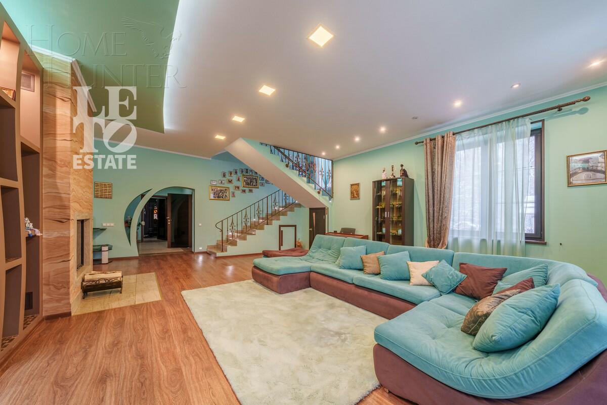 2-этажный коттедж 500 м² с отделкой