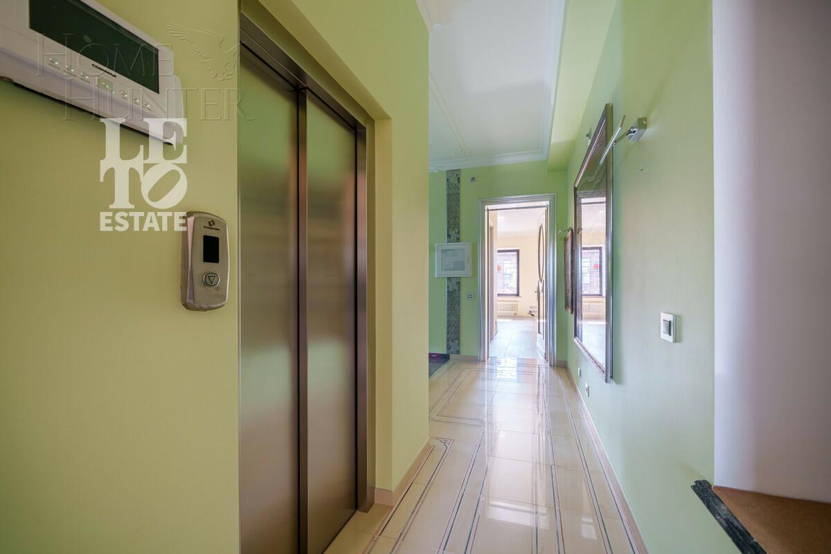 2-этажный коттедж 745 м² с отделкой