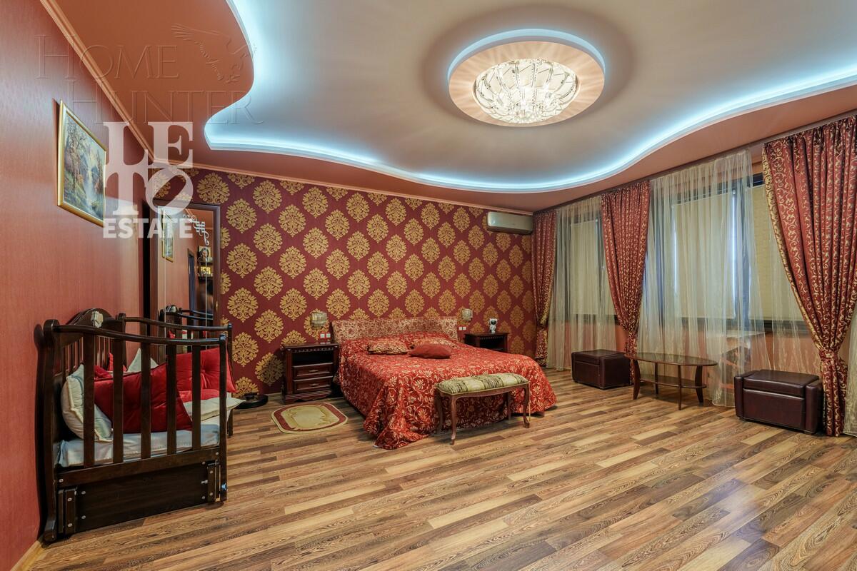 2-этажный коттедж 500 м² с отделкой