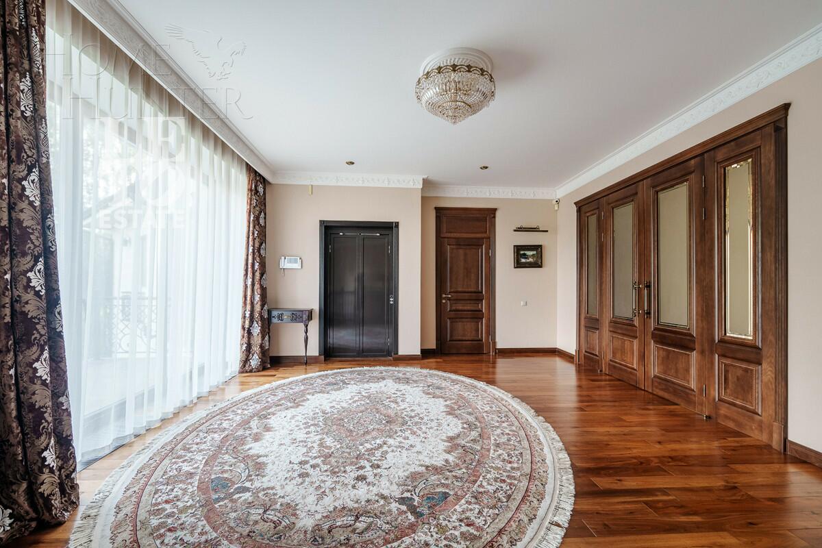 2-этажный коттедж 848 м² без отделки