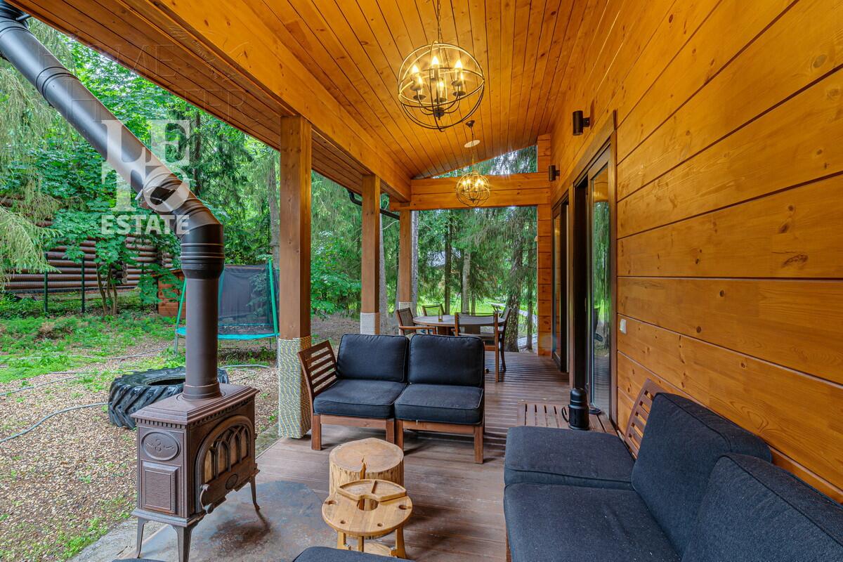 2-этажный коттедж 360 м² с отделкой