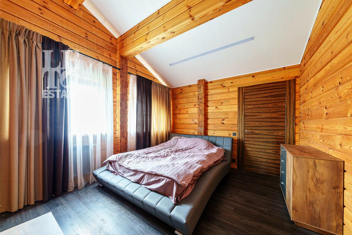 2-этажный коттедж 703 м² без отделки