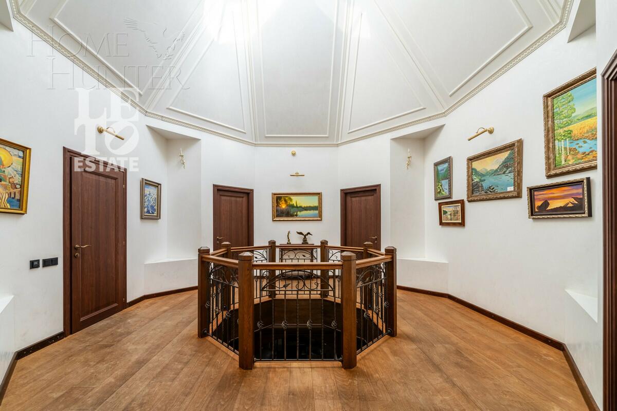 2-этажный коттедж 461.4 м² с отделкой