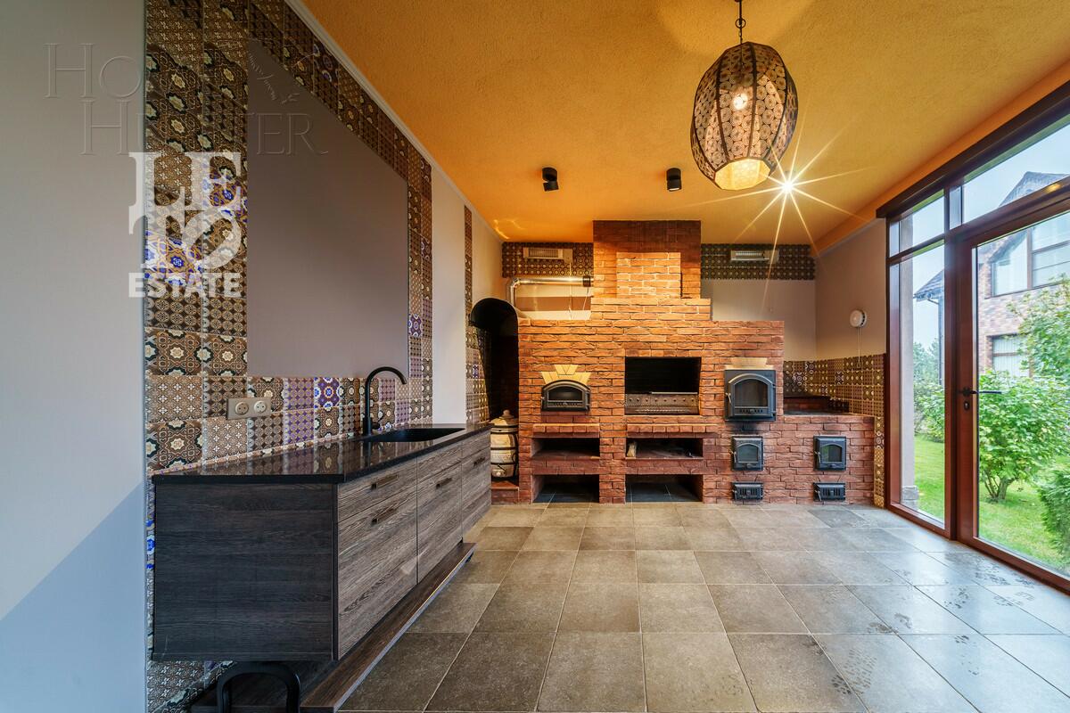 2-этажный коттедж 699 м² с отделкой