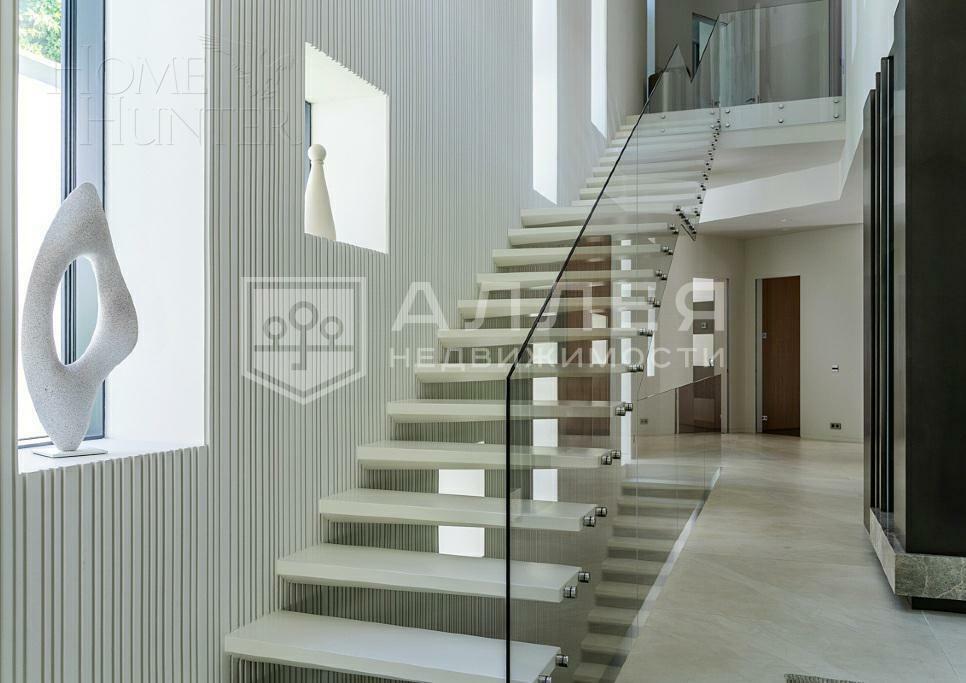 КОТТЕДЖ 620 м² с отделкой