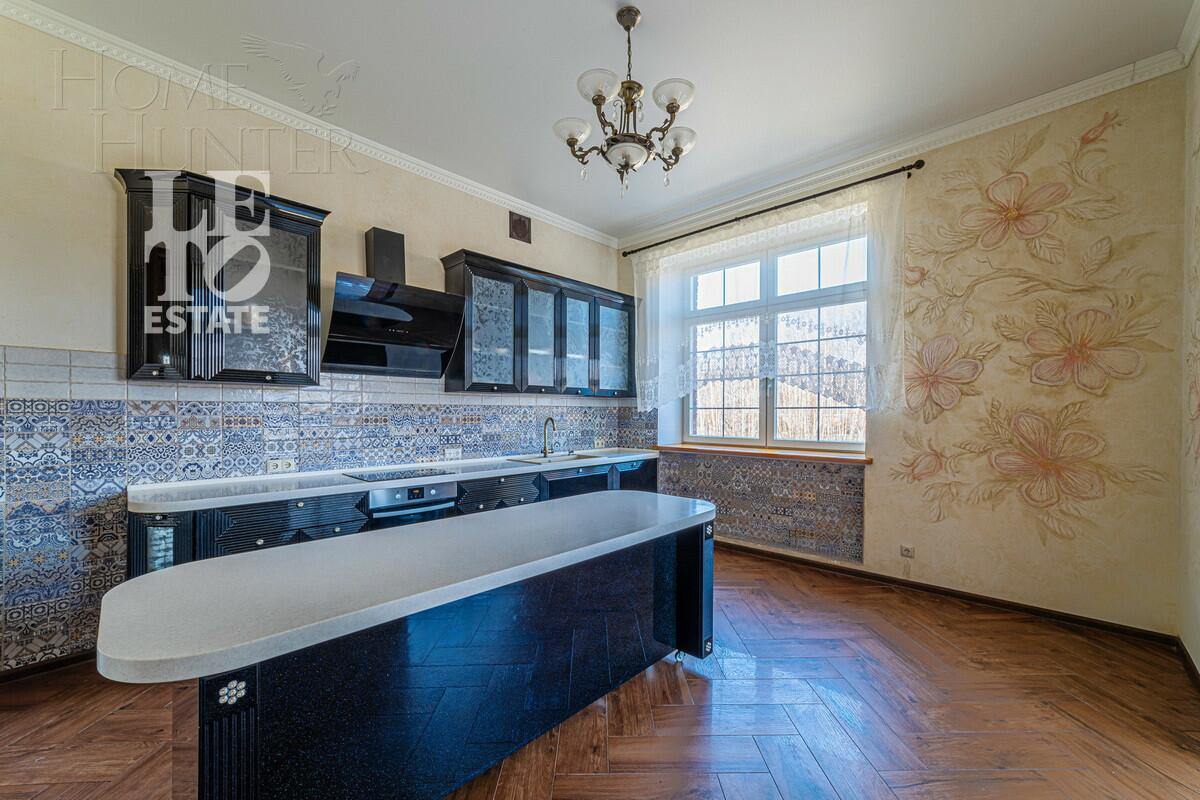 2-этажный коттедж 343.5 м² с отделкой