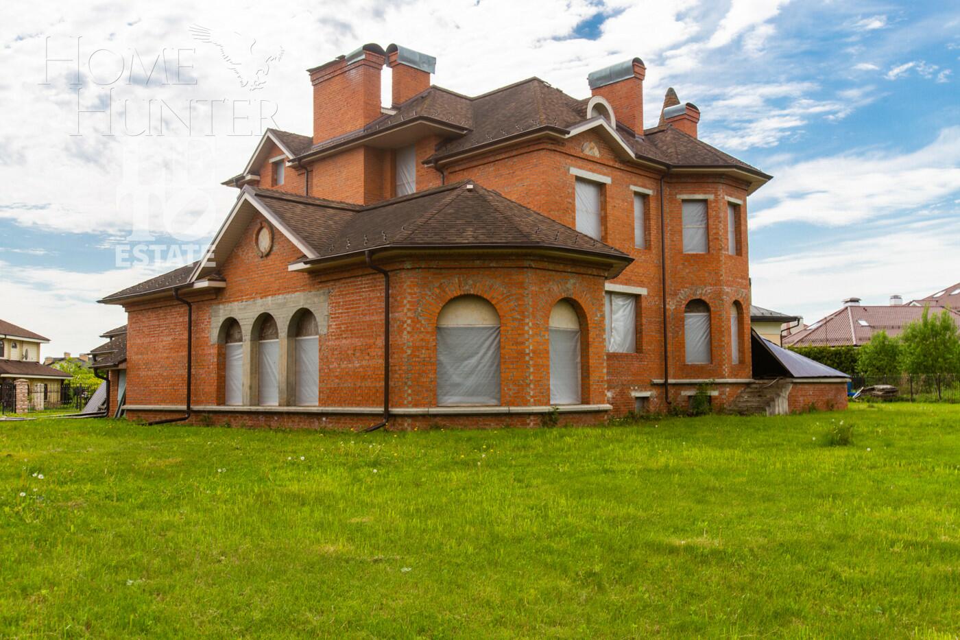 2-этажный коттедж 785 м² без отделки