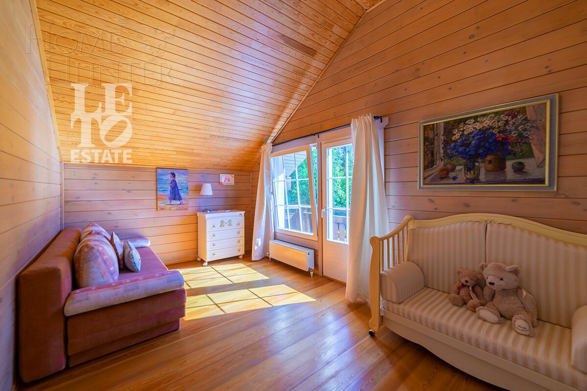 2-этажный коттедж 350 м² с отделкой