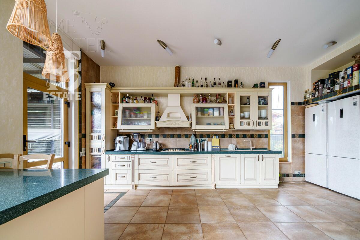 2-этажный коттедж 466 м² с отделкой