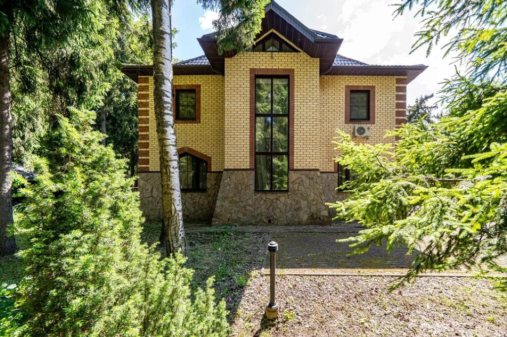 2-этажный коттедж 342 м² с отделкой