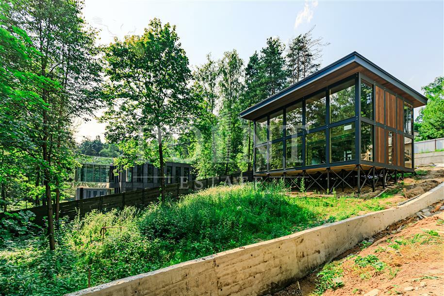 2-этажный коттедж 180 м² без отделки