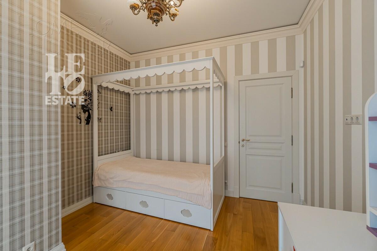 2-этажный коттедж 526 м² с отделкой