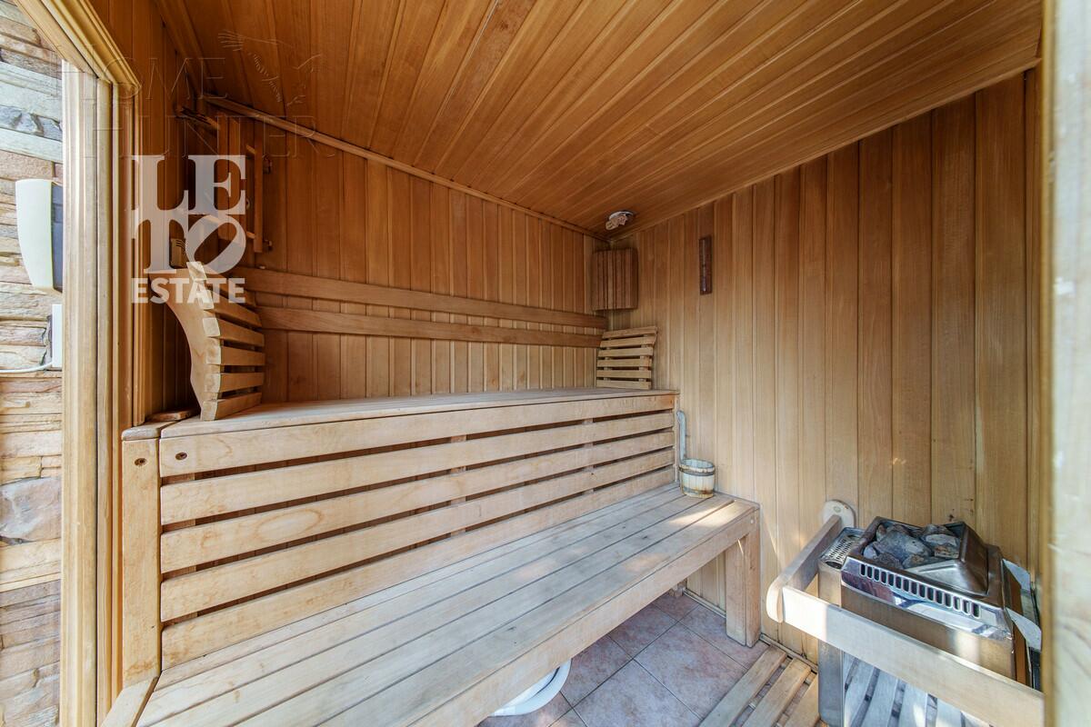 3-этажный коттедж 475 м² с отделкой